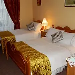 Inishross House *