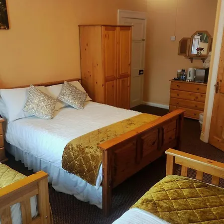 Inishross House * New Ross