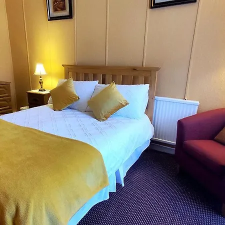 Inishross House 住宿加早餐酒店 新罗斯