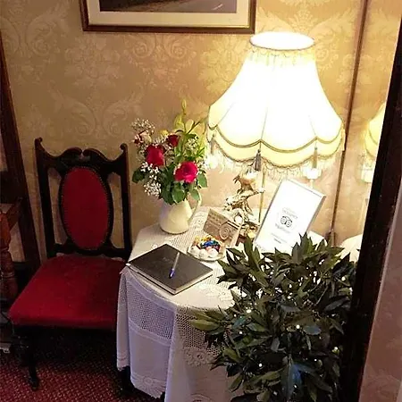 Inishross House B&B