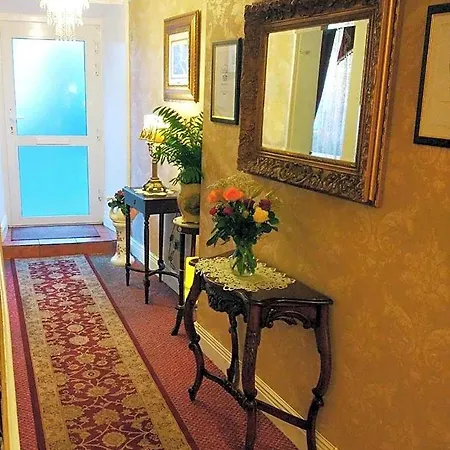 Inishross House B&B