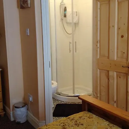 Inishross House * New Ross