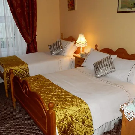 Inishross House *